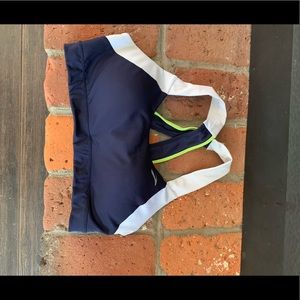 Brooks Uplift Crossback Sports Bra